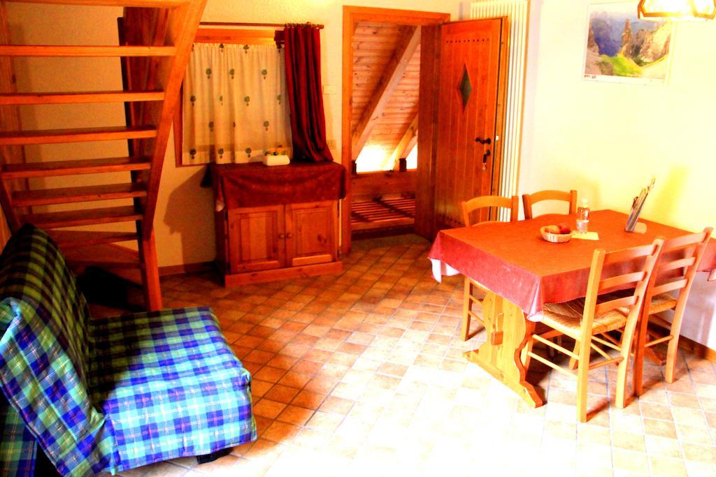 Agriturismo Pian Dei Tass Барчис Номер фото